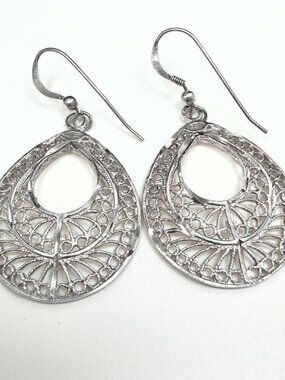 925 Sterling Silver Filigree Teardrop Dangle Earrings (1.27 inch) (6g)